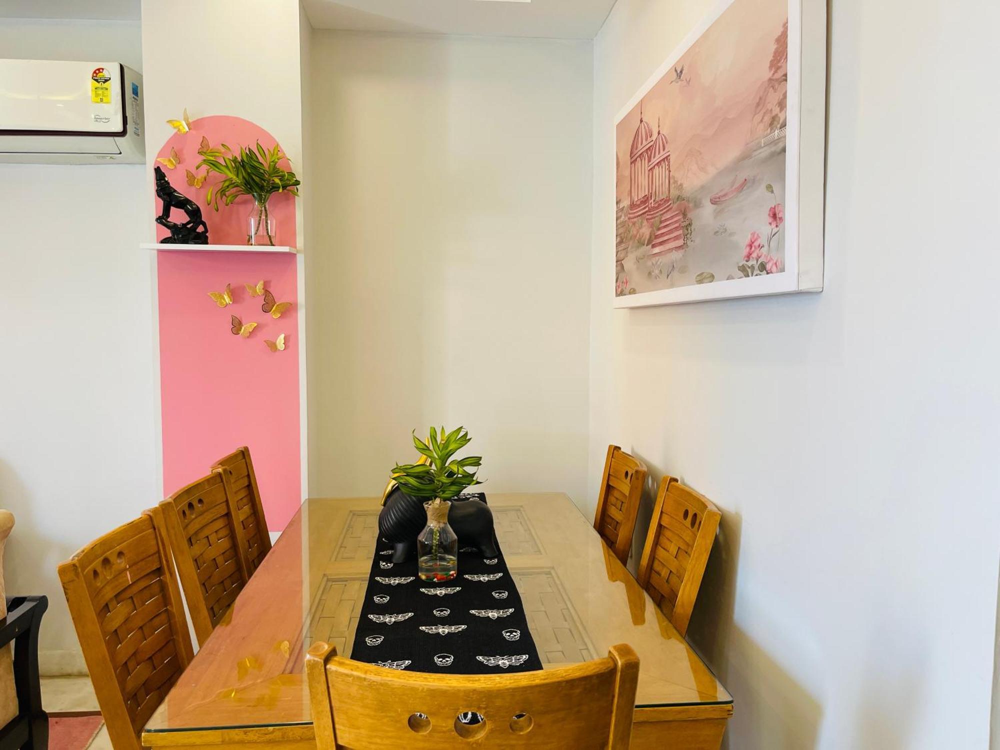 Bedchambers Medicity Serviced Apartments In Ґурґаон Екстер'єр фото